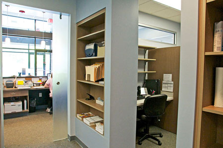 Veterinary hospital phone area